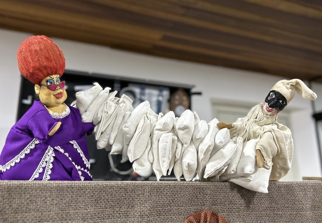Espetáculo “Pulcinella no canto da cidade” inicia circulação por Nova Veneza nesta sexta-feira