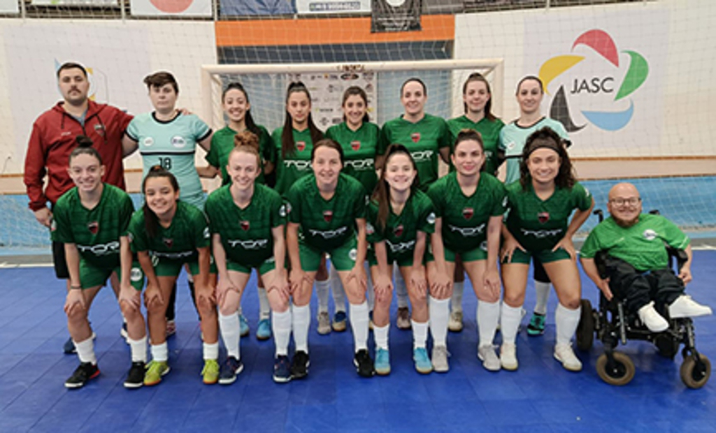  - Equipe feminina de Seara em quadra nos Jogos Abertos
