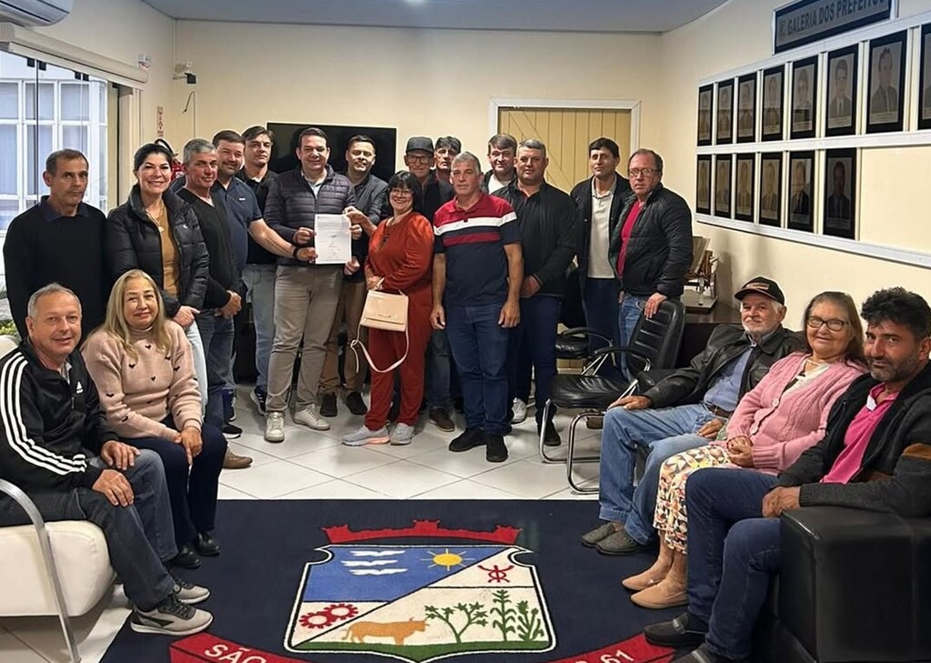 PREFEITO ALEX BIANCHIN AUTORIZA INÍCIO DE OBRAS  EM VILA SANTA CATARINA, SÃO JOÃO DO SUL