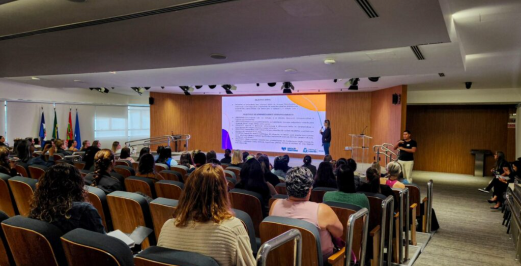 Professores da Rede Municipal de Ensino expõem trabalhos no projeto Agenda do Professor
