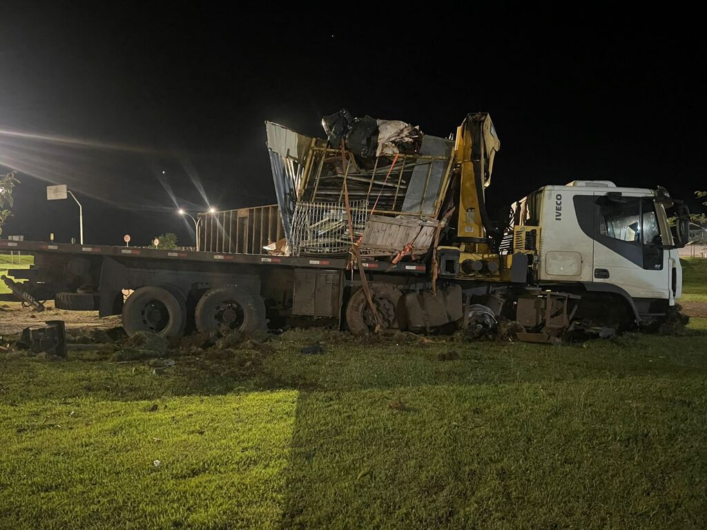  - IMAGENS DIVULGAÇÃO