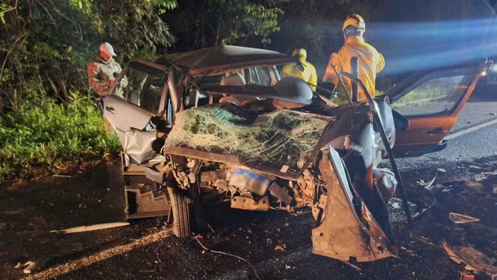 Motorista morre em batida frontal na SC-453