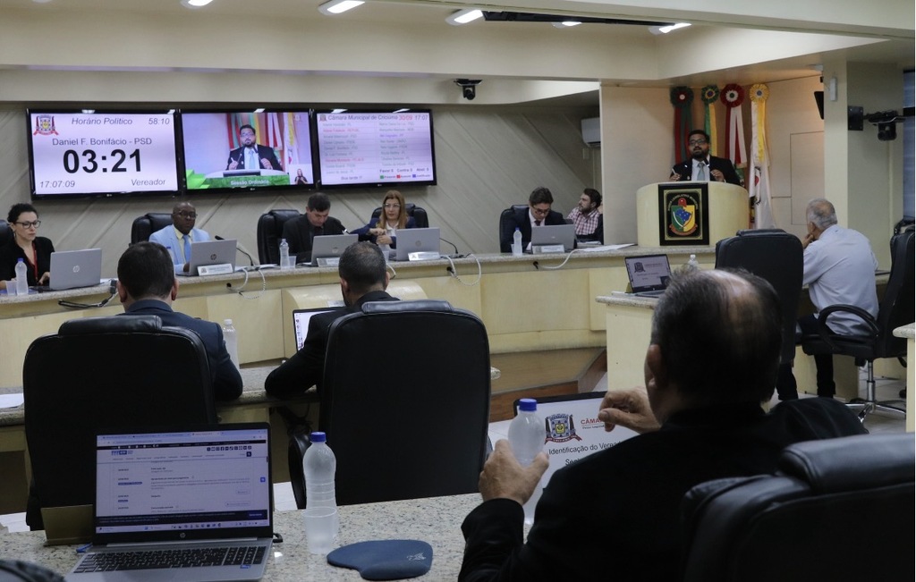 Resumo da 68ª Sessão Ordinária da 20ª Legislatura da Câmara de Criciúma