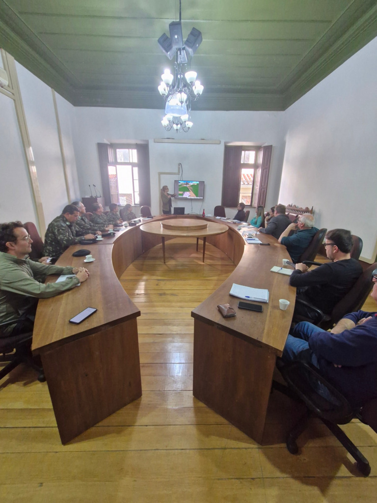 Prefeitura apresenta projeto do Parque Forte de Santa Tecla ao Exército