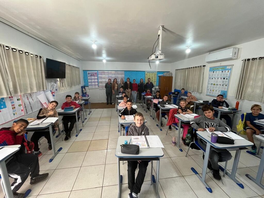 Educação de Belmonte dá início ao Projeto Bombeiro Mirim