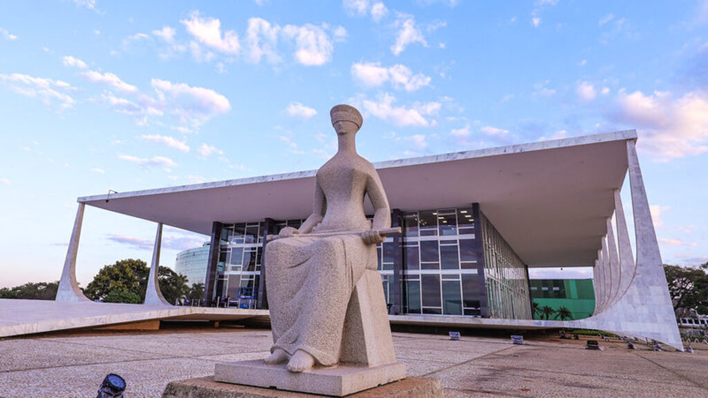 STF aprova súmula vinculante que afasta caráter hediondo do tráfico privilegiado