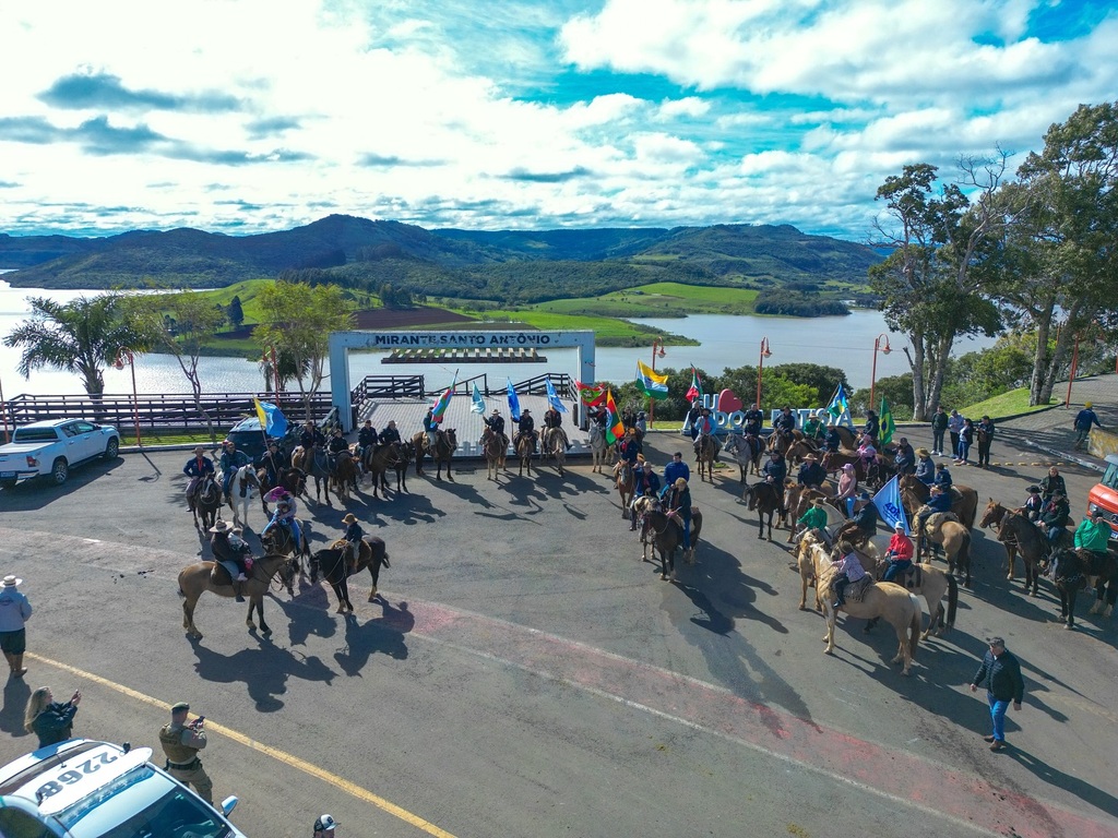 Abdon Batista recepcionou a 2ª Cavalgada de Integração da Região dos Lagos