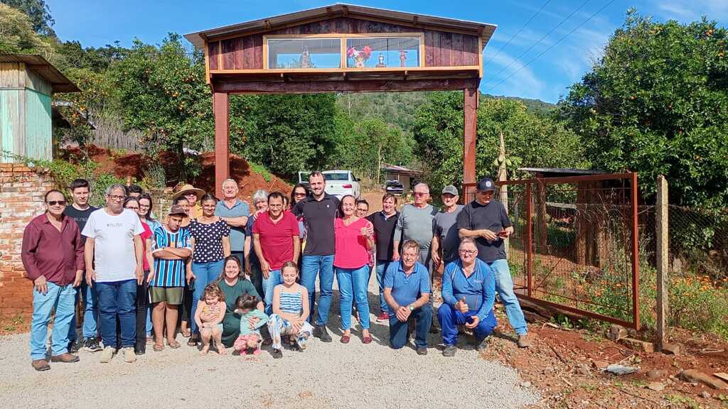 Portal Religioso no Avaí (Ricardópolis) mantém viva a devoção a São João Maria