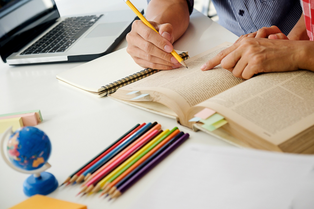 Freepik - Iniciativa envolve estudantes da 1ª série do Ensino Médio