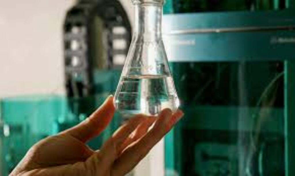 Brasil investiga 48 casos de intoxicação por metanol