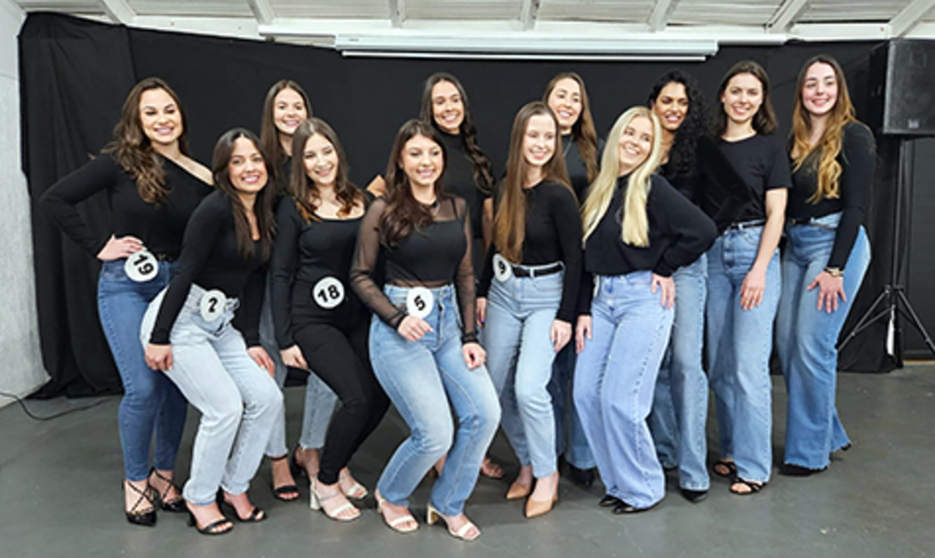  - Doze candidatas concorrem ao título da mais bela de Seara