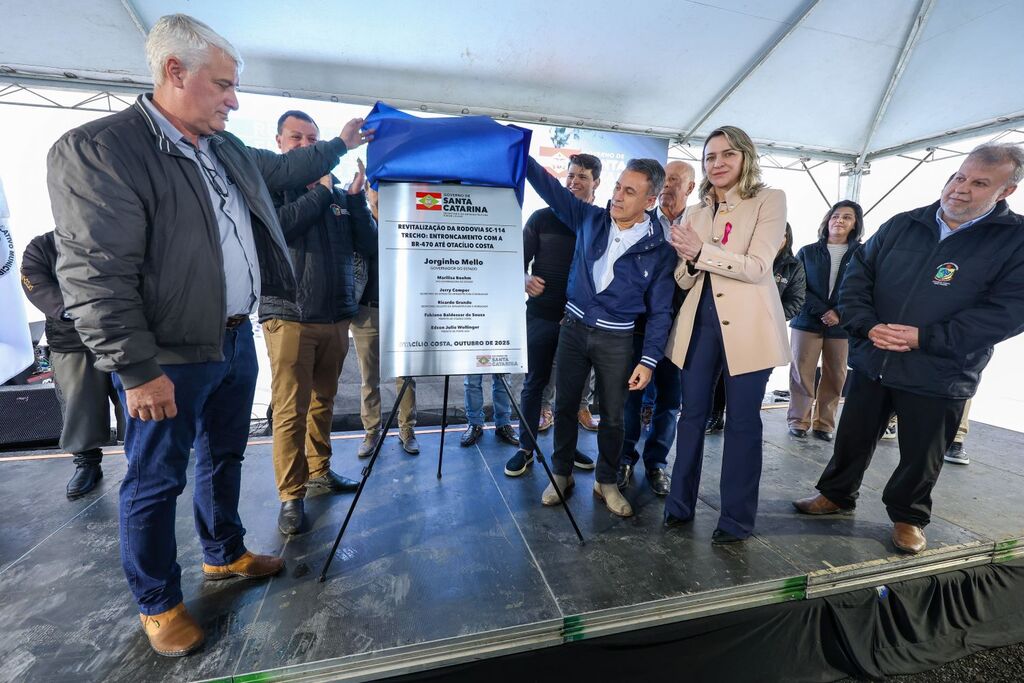 Governo do Estado entrega revitalização da SC-114 em Otacílio Costa