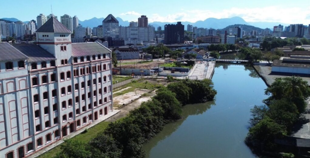 Defesa Civil de Joinville emite alerta para maré alta entre segunda e terça-feira