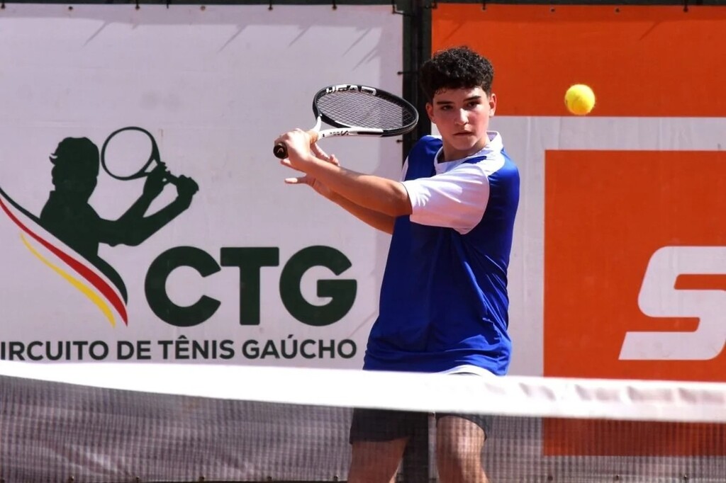 Uruguaiana recebe etapa estadual de tênis juvenil