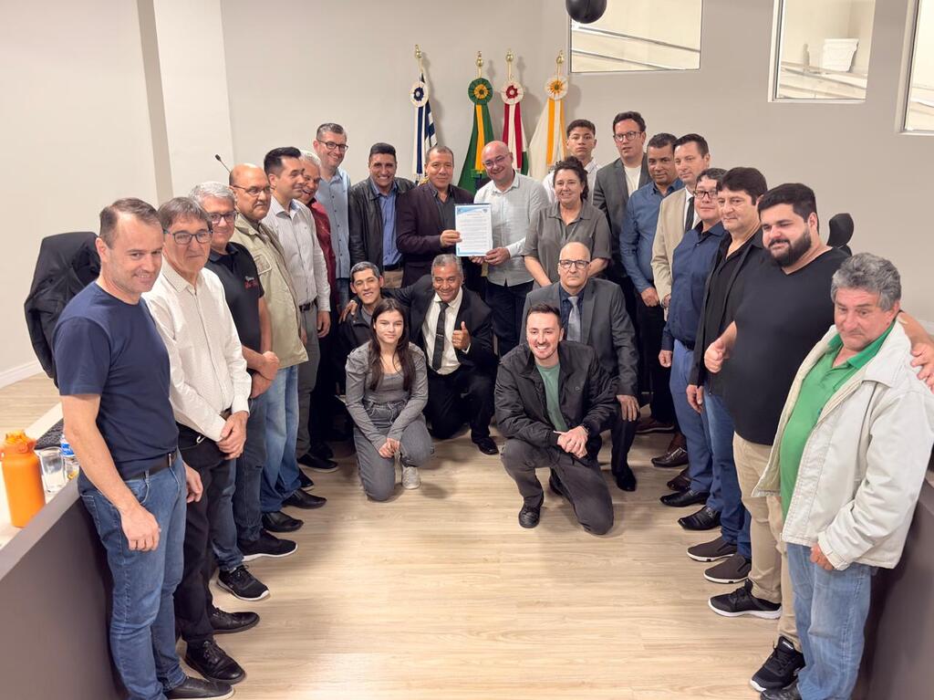 Assembleia de Deus de Capinzal recebe Moção de Aplauso pelos 64 anos de fé, evangelização e contribuição social