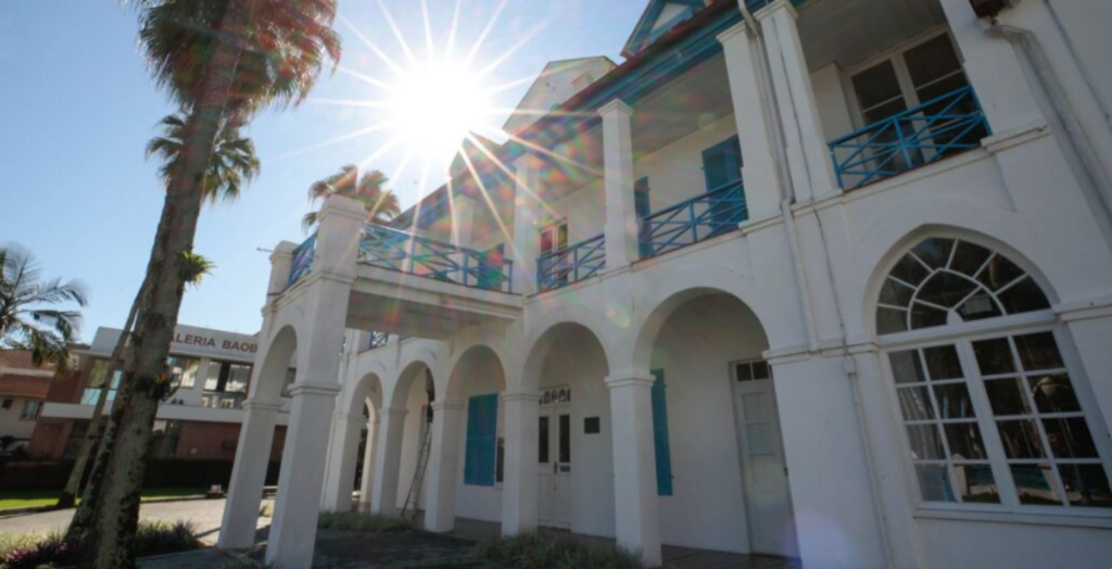 Jardim do Museu vira cenário de piquenique cultural com música, literatura e cinema