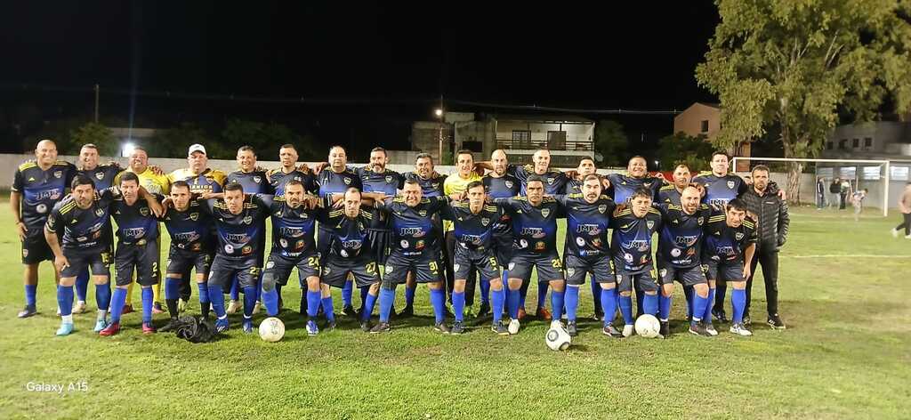 Campeonato Master Quarentão começa com equilíbrio e goleada