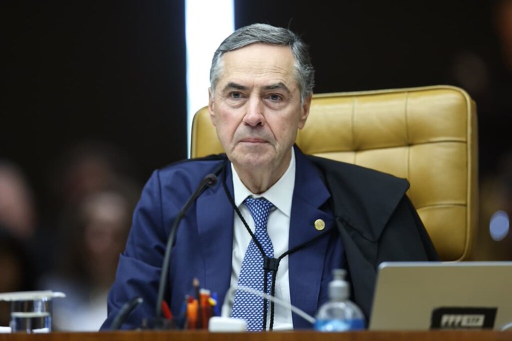 Ministro Luís Roberto Barroso anuncia sua aposentadoria da Corte