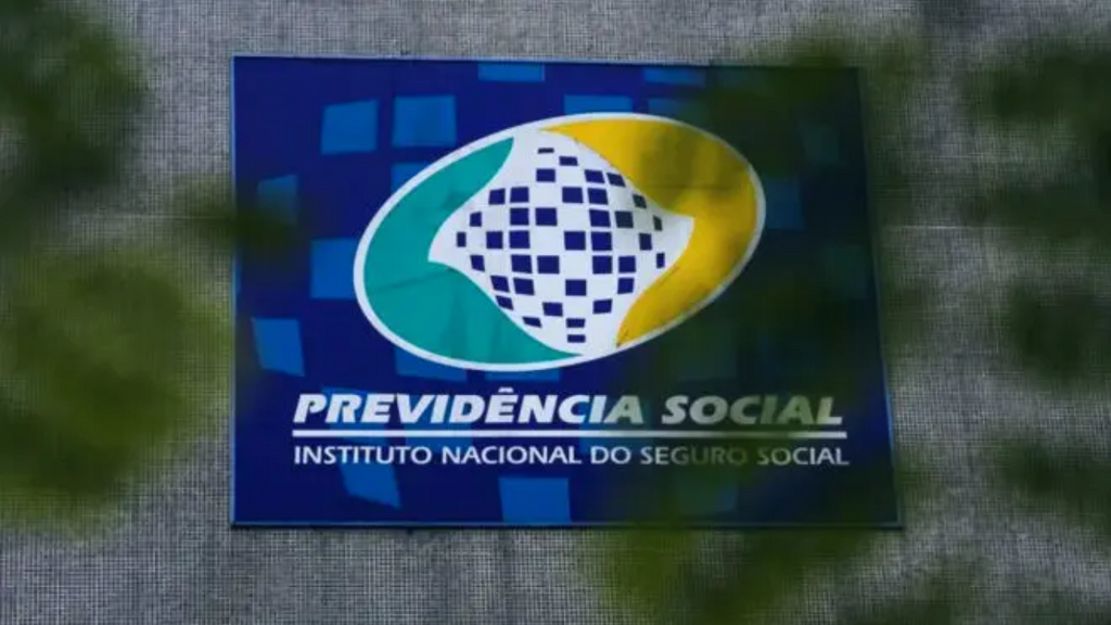 Polícia Federal realiza operação em Santa Catarina contra fraudes em aposentadorias do INSS