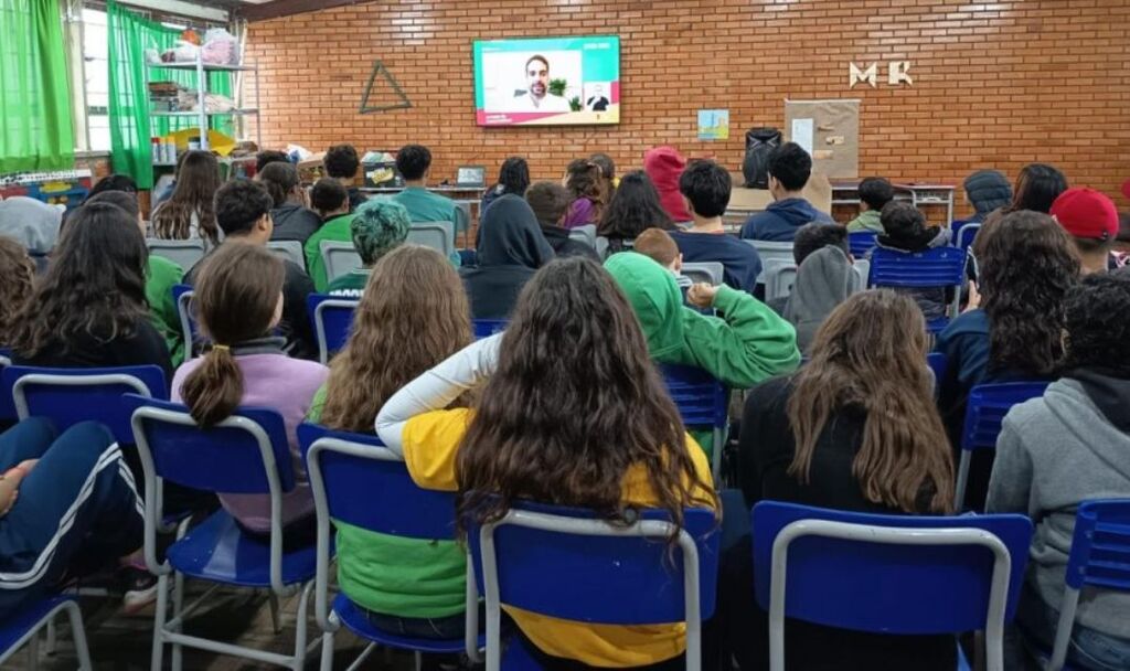 Seduc lança disputa para escolher mascote oficial do Saeb 2025