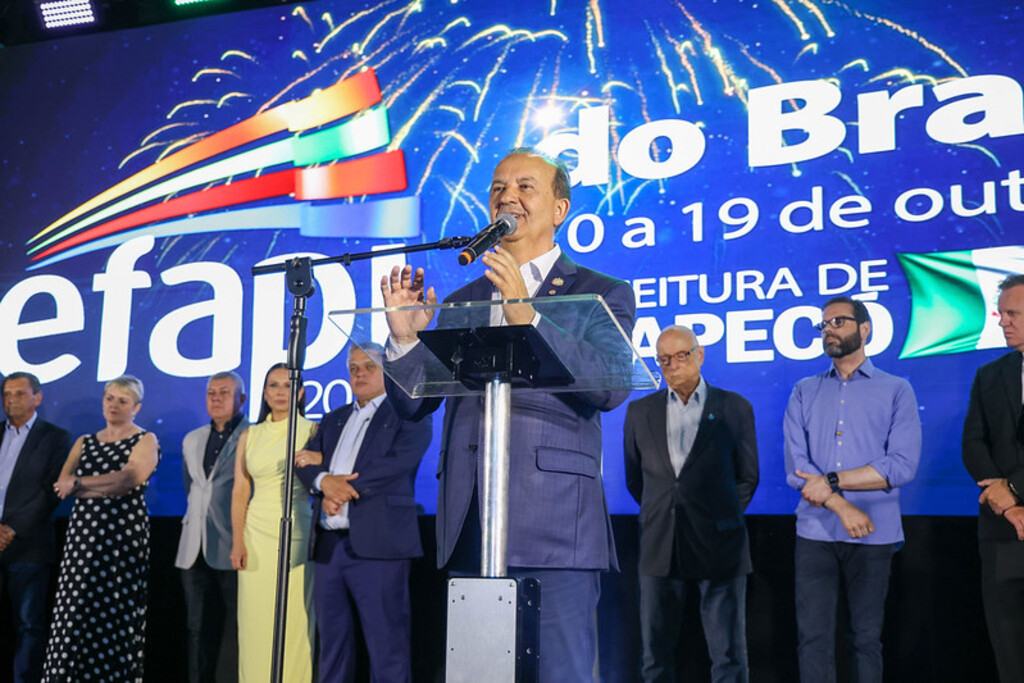Governador Jorginho Mello anuncia mais de R$ 50 milhões em investimentos para Chapecó durante abertura da EFAPI 2025