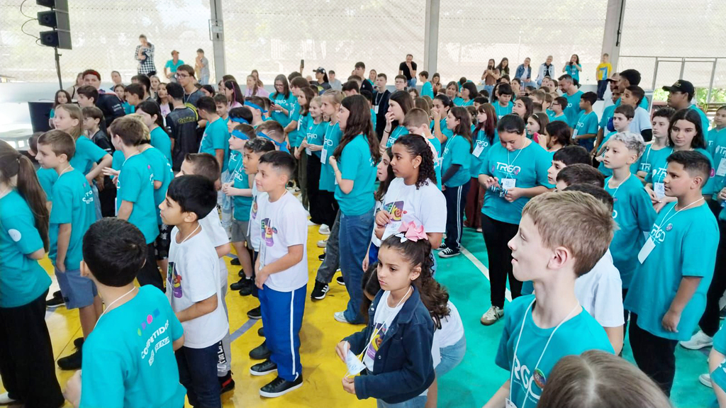 Alunos de Catanduvas conquistam os três primeiros lugares no Torneio de Robótica Grande Oeste