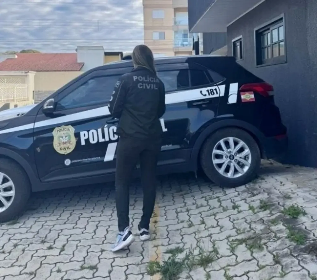 Professoras são alvo de investigação por envolvimento sexual com alunos em SC