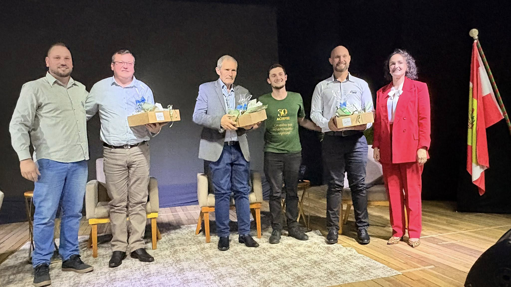 II Empreende Capinzal inspira e conecta empreendedores com grandes nomes nacionais e regionais