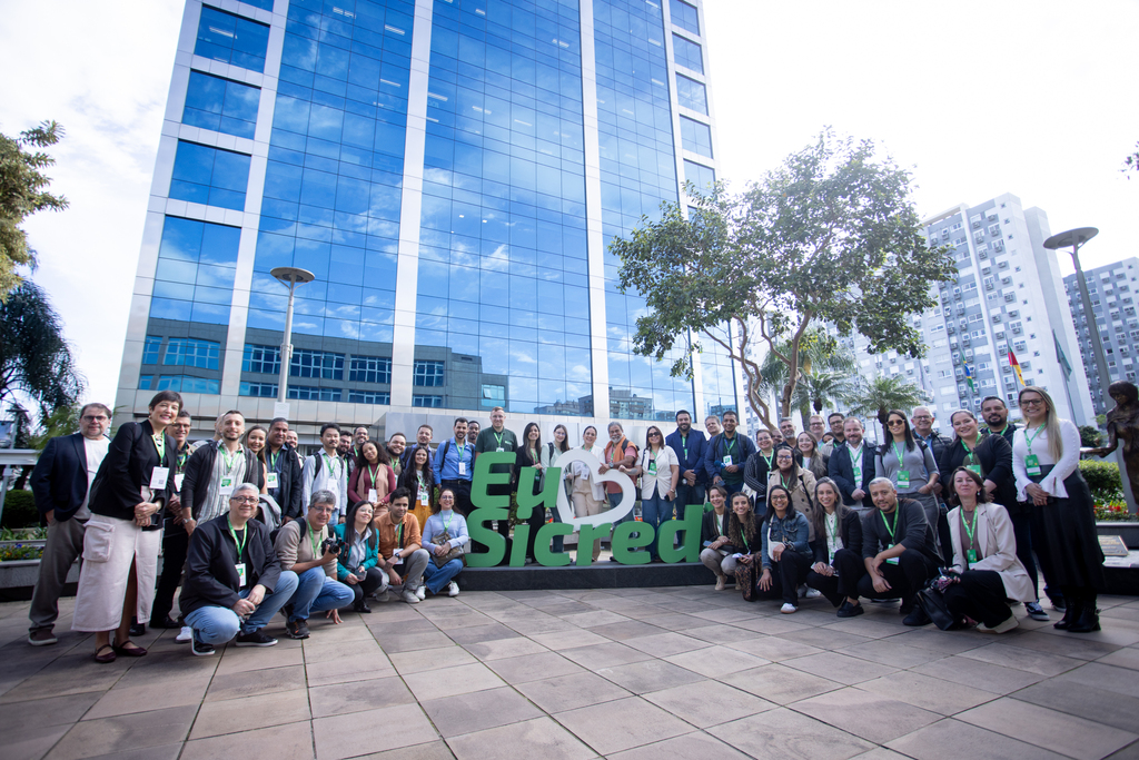 Sicredi destaca impacto positivo do cooperativismo de crédito em encontro para jornalistas de todo o Brasil
