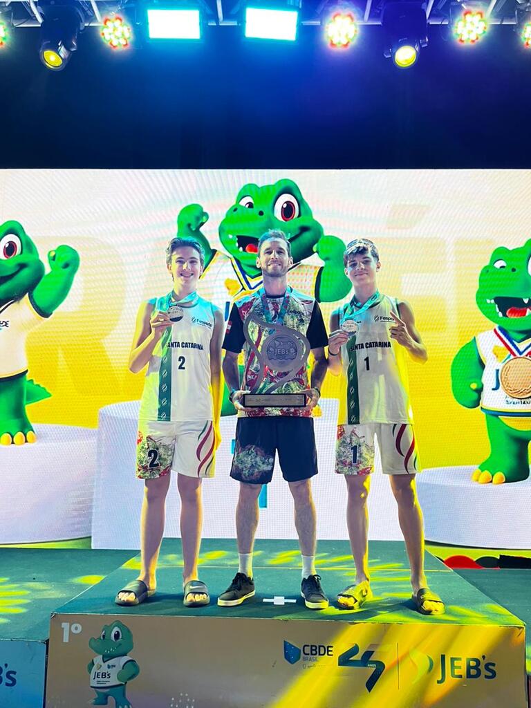 Kelvin Birk e Lucas Urnau brilham nos Jogos Escolares Brasileiros e conquistam a série Prata