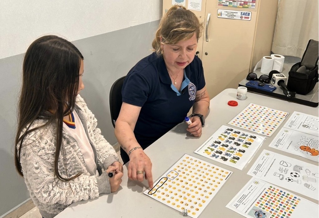 Professora usa IA para tornar aulas de educação física mais inclusivas
