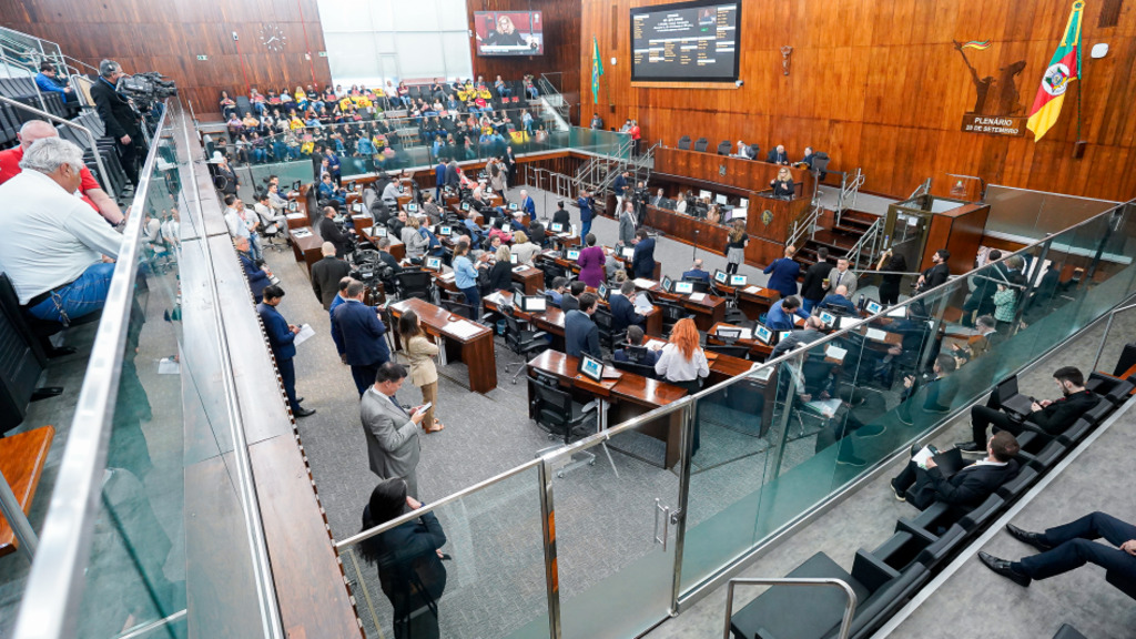 AL aprova Programa da Educação Gaúcha