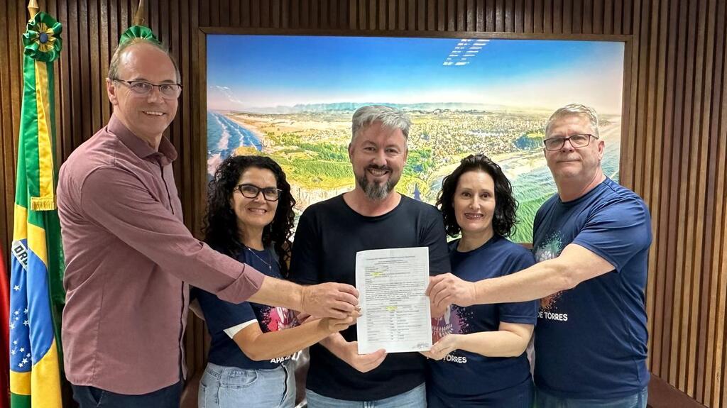 ADMINISTRAÇÃO MUNICIPAL REPASSA MAIS DE R$ 350 MIL EM EMENDAS IMPOSITIVAS À APAE DO MUNICÍPIO DE TORRES