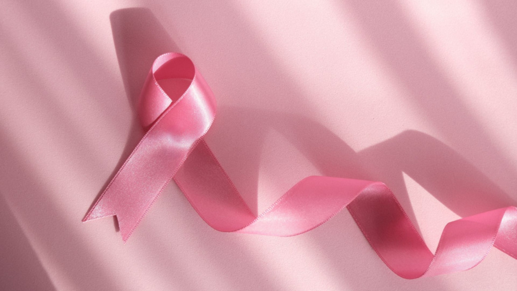 Outubro Rosa: unidades de saúde abrem no sábado com ações para as mulheres