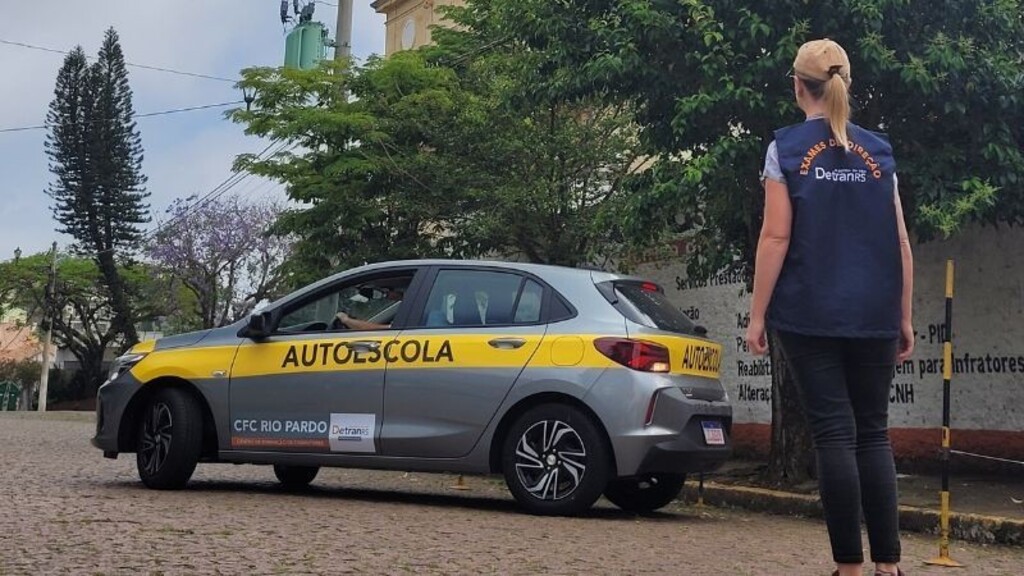 Governo está consultando a comunidade sobre novas regras para tirar a CNH