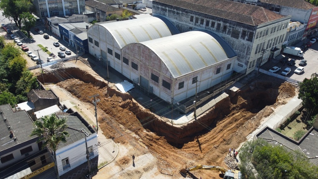 Avança obra na Flores da Cunha e João Teles