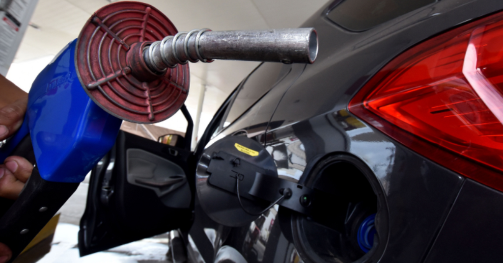 ​Petrobras anuncia redução de R$ 0,14 no preço do litro da gasolina nas refinarias