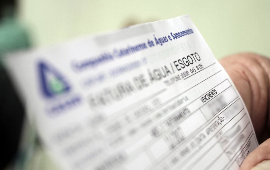 Casan anuncia desconto de 4,21% nas tarifas de água e esgoto