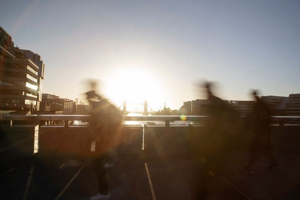 Frio no verão? Influência do La Niña deve provocar mudanças bruscas no tempo durante a estação