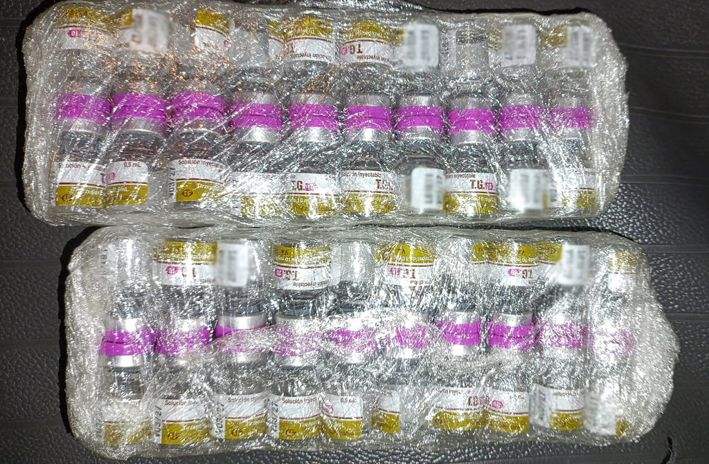 PM realiza apreensão de medicamentos de origem estrangeira na SC 161