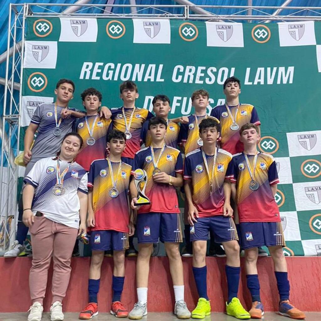 LAVM ENTREGA PREMIAÇÃO AOS MELHORES DO FUTSAL NAS  CATEGORIAS DE BASE DA TAÇA CRESOL COOPERACRED 2025