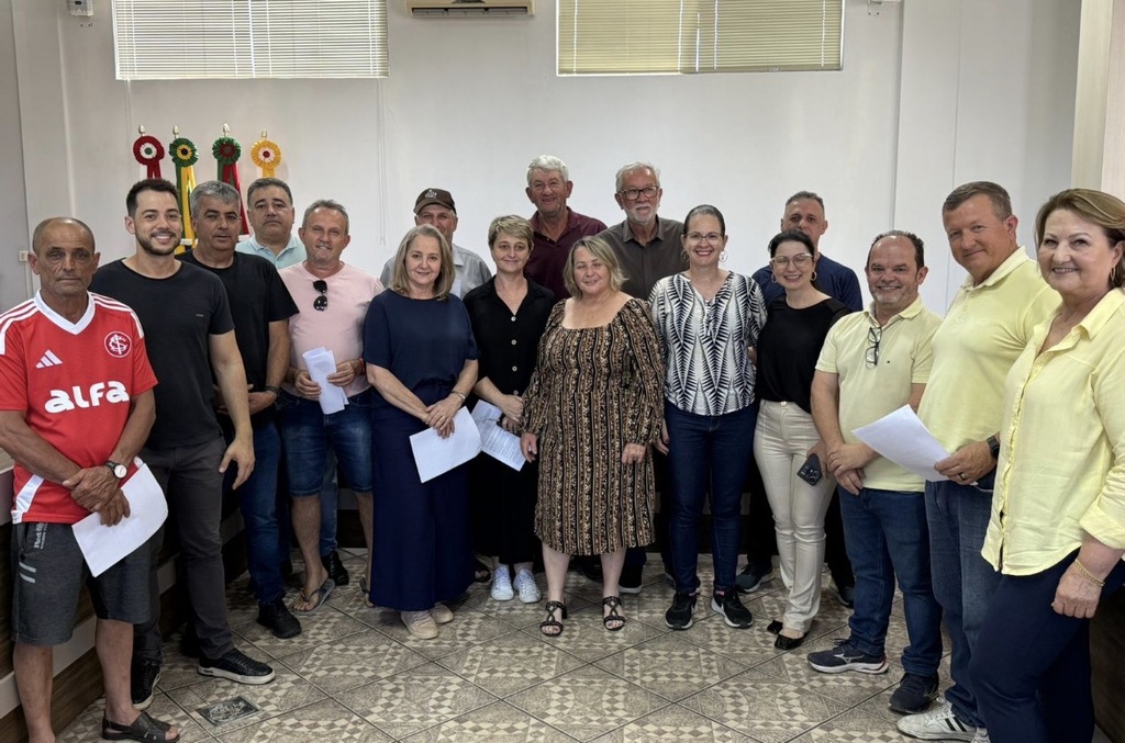 Cocal do Sul formaliza repasse de mais de R$ 1,1 milhão em emendas impositivas a 28 entidades