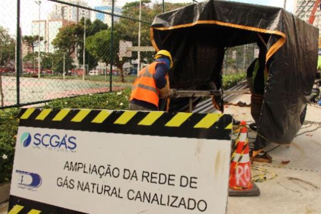 Obra da SCGÁS vai ampliar a rede de gás natural no bairro Pedra Branca de Palhoça