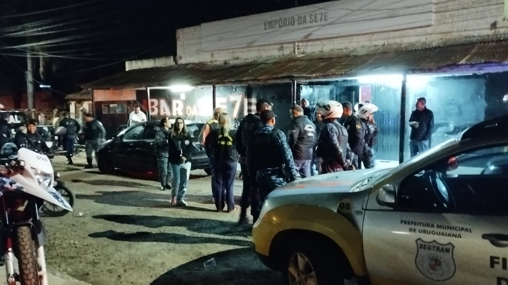 Operação atua contra o consumo de álcool e inspeciona estabelecimentos