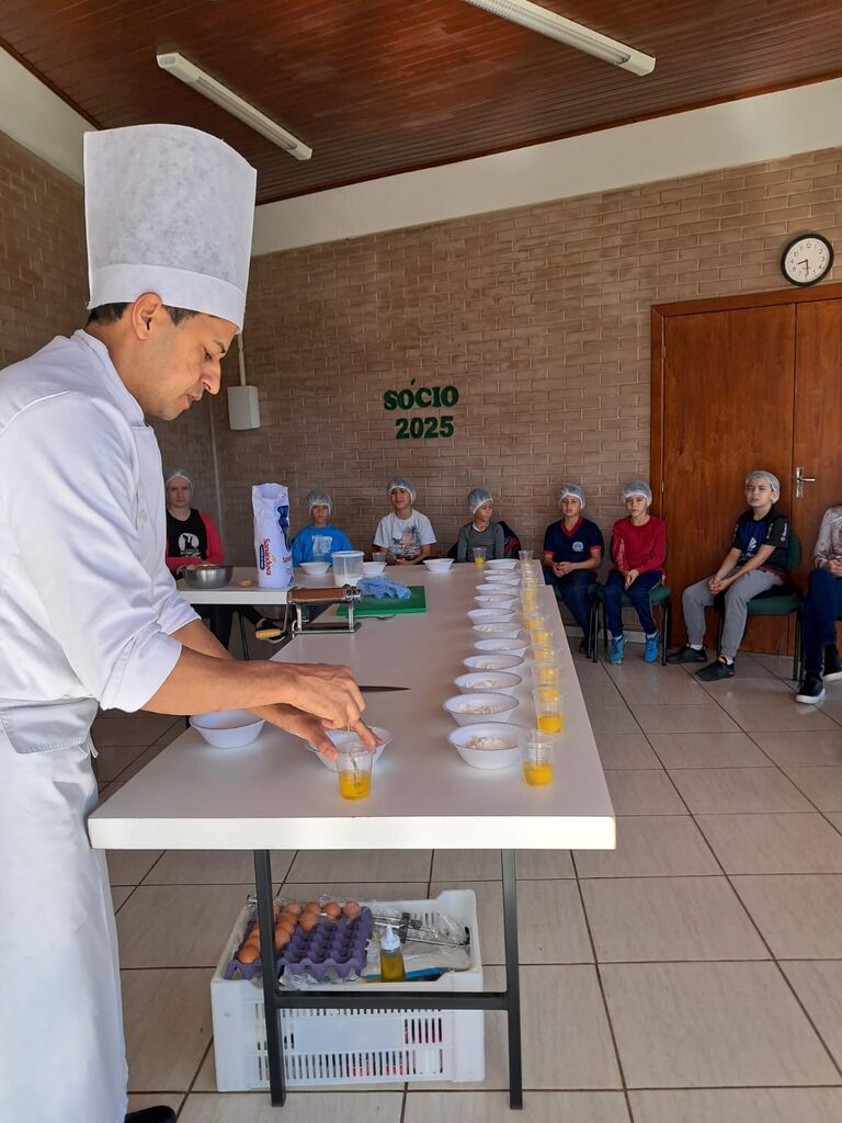OFICINA KIDS: SABORES E SABERES PROMOVE APRENDIZADO E DIVERSÃO NA COZINHA