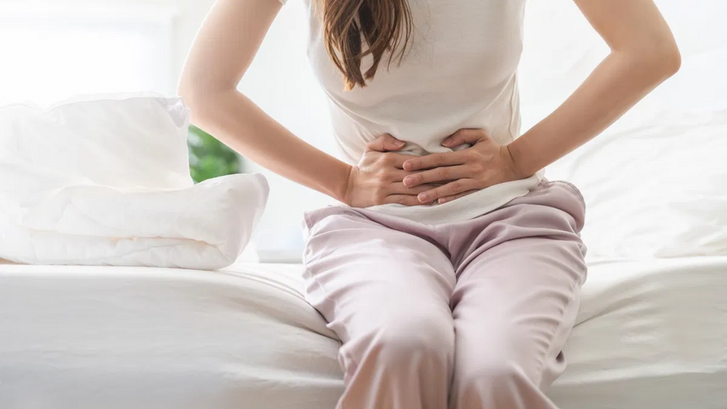 Câmara aprova criação de licença menstrual de dois dias para mulheres com sintomas severos