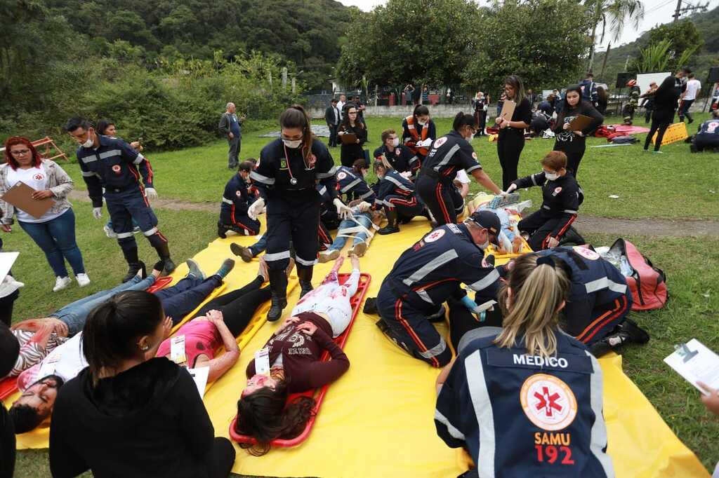 Simulado de Atendimento a Múltiplas Vítimas reúne instituições