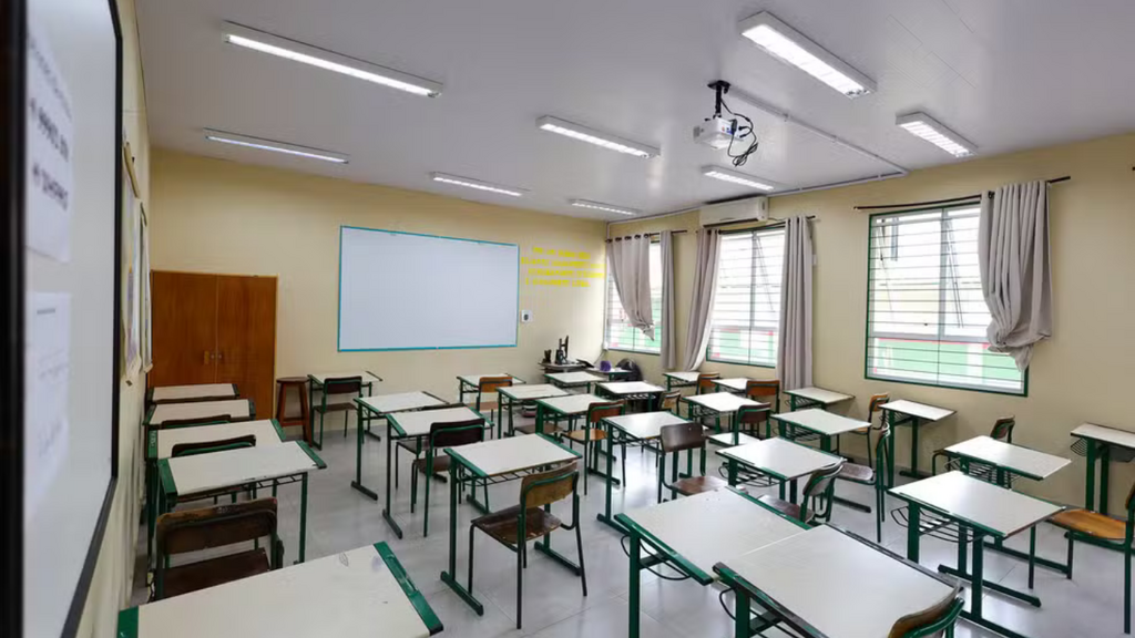 Foto: Divulgação SECOM - Professor é afastado por suspeita de assédio e importunação sexual contra alunas em SC