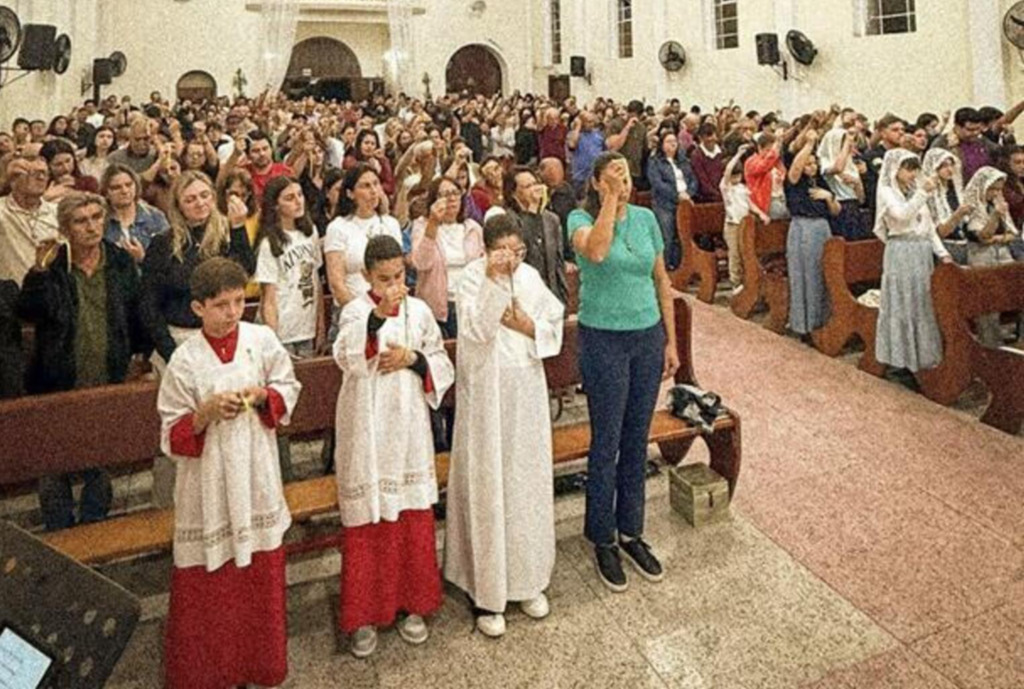 TALHAS DE CANÁ: IGREJA MATRIZ DE SÃO JOÃO DO SUL PROMOVE  SEMANA DE ORAÇÃO COM FIÉIS