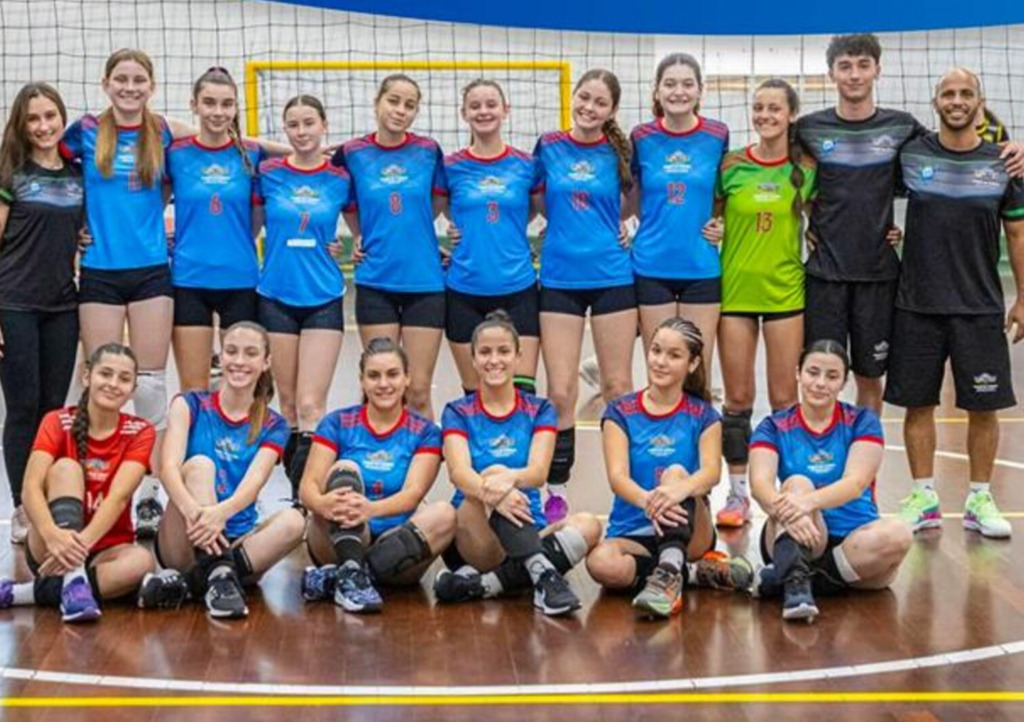 VOLEIBOL REPRESENTA O MUNICÍPIO DE PASSO DE TORRES NA TAÇA PARANÁ